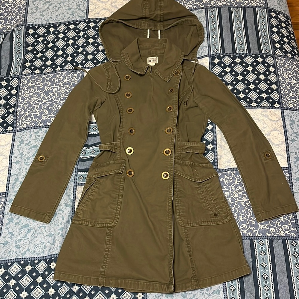 EUC Converse One Star military trench coat fitted